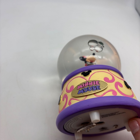 Disney Parks Minnie Mouse Collectible Water Snow Globe Minnie's Yoo Hoo - Picture 10 of 12